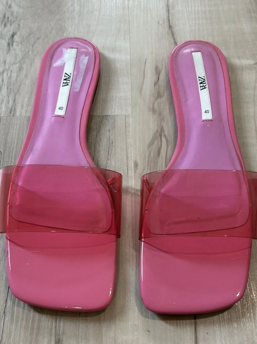 Zara Hot Pink Vinyl Slide Sandals - Picture 3 of 6